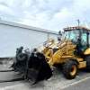 Massiva 420 Retroescavadora em Moçambique