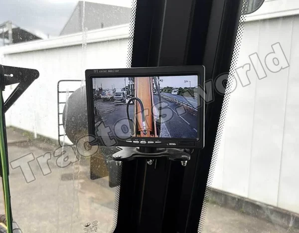 Massiva 420 Retroescavadora em Moçambique
