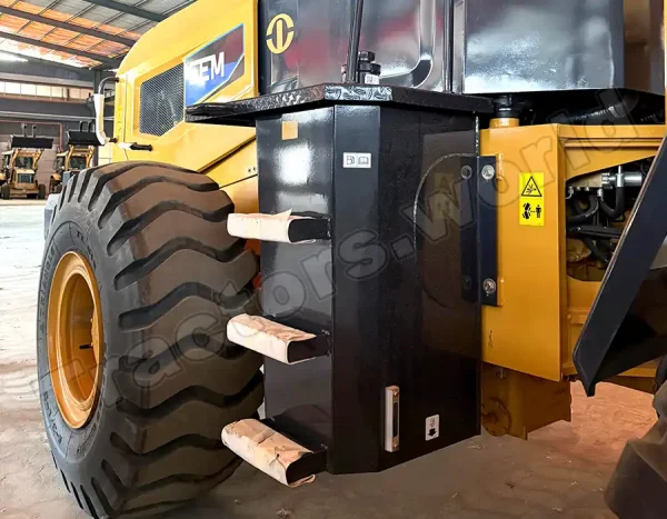 SEM 655F de rodas em Moçambique