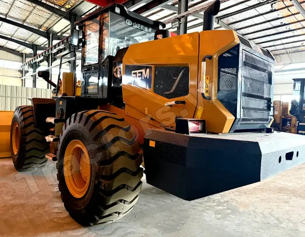 SEM 655F Wheel Loader In Mozambique