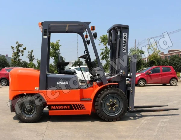 Massive CPCD35 Forklift In Mozambique