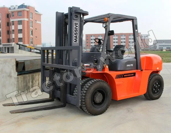 Massive CPCD70 Forklift In Mozambique