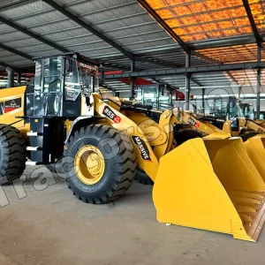Massive 855 Wheel Loader In Mozambique